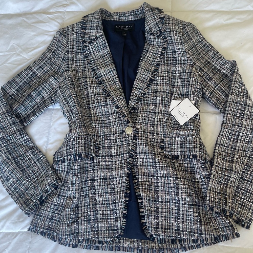 New Women’s Blazer